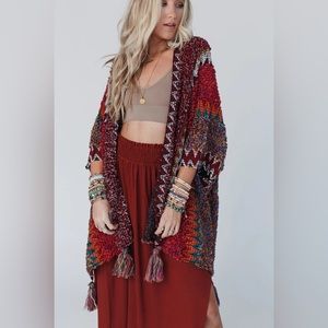 DESERT DREAMS CROCHET RUANA NEW (OS)